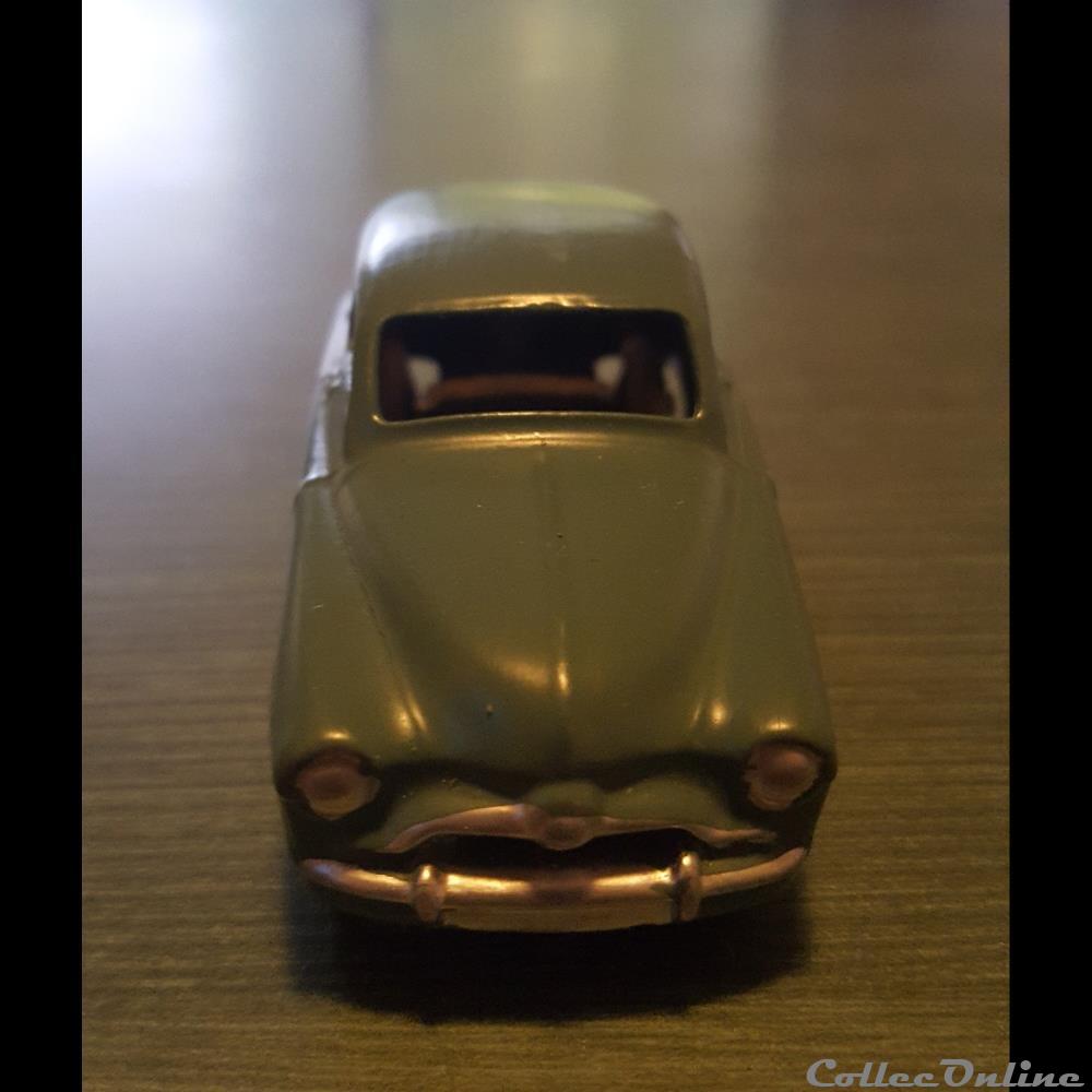 Simca Aronde berline vert olive 3 modele reduit voiture simca aronde berline vert olive