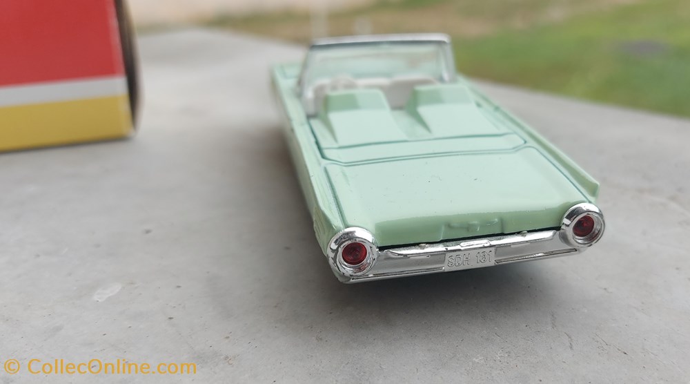 modeles reduits voitures ford thunderbird 1963
