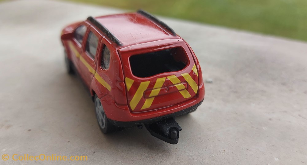 modeles reduits voitures renault dacia duster pompier norev