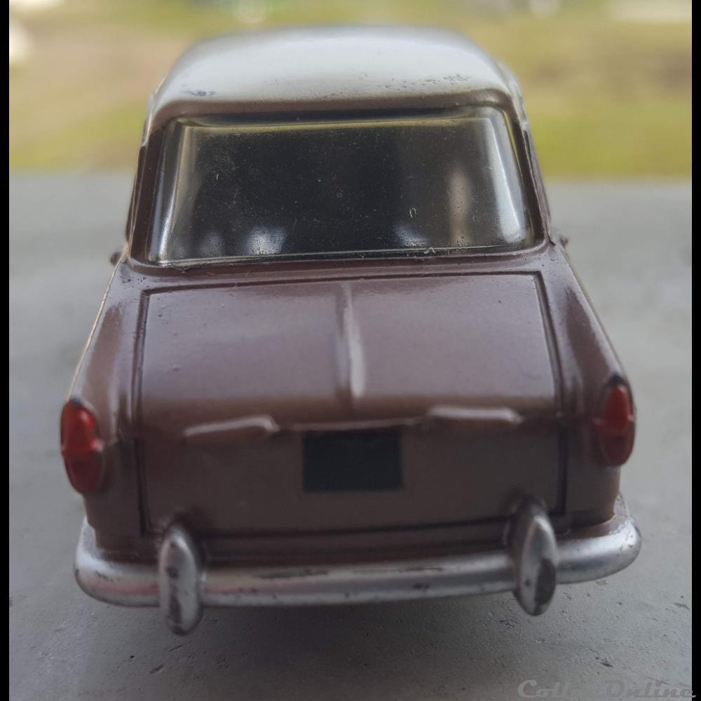 Fiat 1200 Grande vue havane/ivoire 4 modeles reduits voitures fiat 1200 grande vue havane ivoire