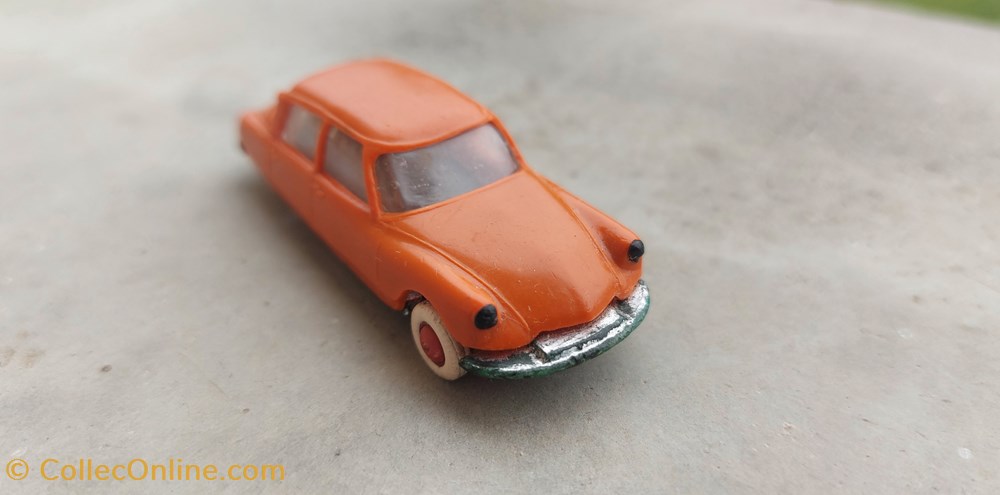 CITROENE DS 19 MICROMINIATURE ORANGE 2 modeles reduits voitures citroene ds 19 microminiature orange