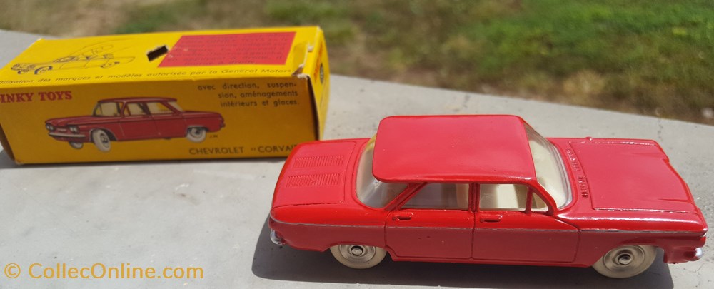 modeles reduits voitures chevrolet corvair rouge
