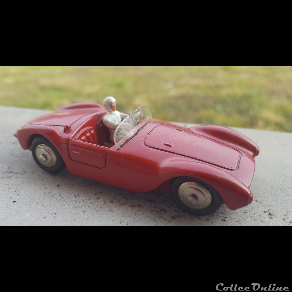 modeles reduits voitures maserati 2000 sport rouge
