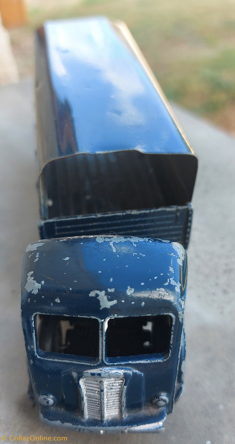 Panhard semi-remorque SNCF 32AB 2 modeles reduits voitures panhard semi remorque sncf 32ab
