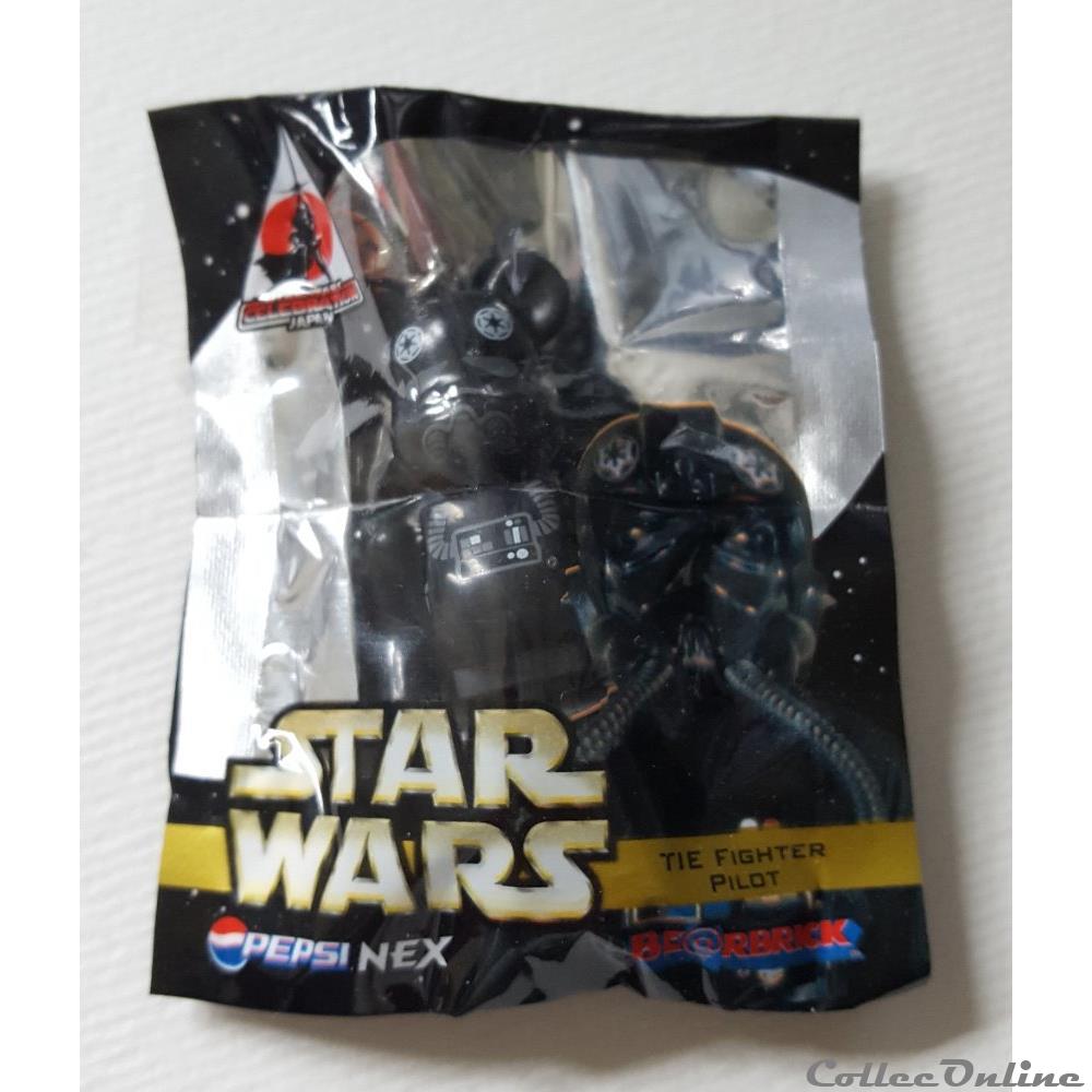 2008 - Star Wars - Medicom Toy - Bearbrick Pepsi Nex - Tie Fighter Pilot figurine cinema 2008 star wars medicom toy bearbrick pepsi nex tie fighter pilot