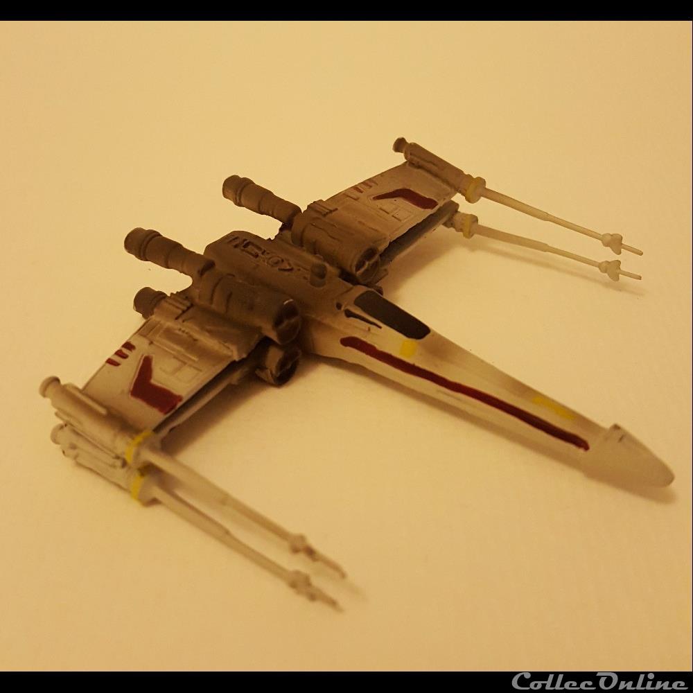 2005 - Editions Atlas - Star Wars - n° 13 X-Wing figurine cinema 2005 editions atlas star wars n 13 x wing