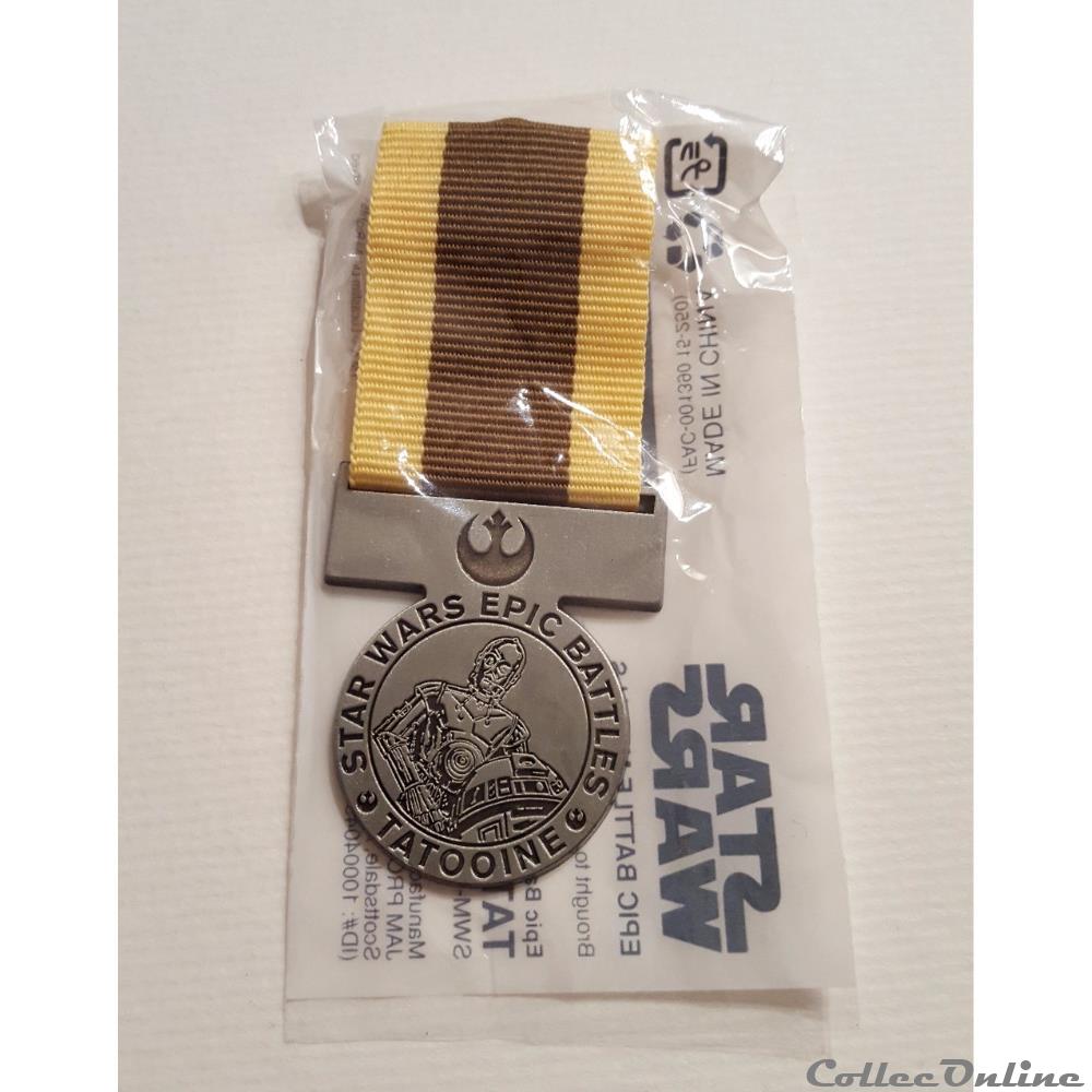 2015 - ToysRUs - MédailleStar Wars Epic Battles Tattoine - 4/4 autre 2015 toysrus medaillestar wars epic battles tattoine 4 4