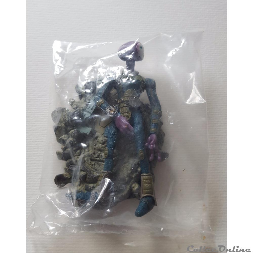 2004 - Hasbro Star Wars Episode 3 Revenge of the Sith Polis Massan Medic 4" figurine cinema 2004 hasbro star wars episode 3 revenge of the sith polis massan medic 4