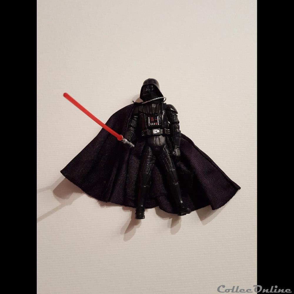 2005 - Figurine Dark Vador cinema star war 2005 figurine dark vador