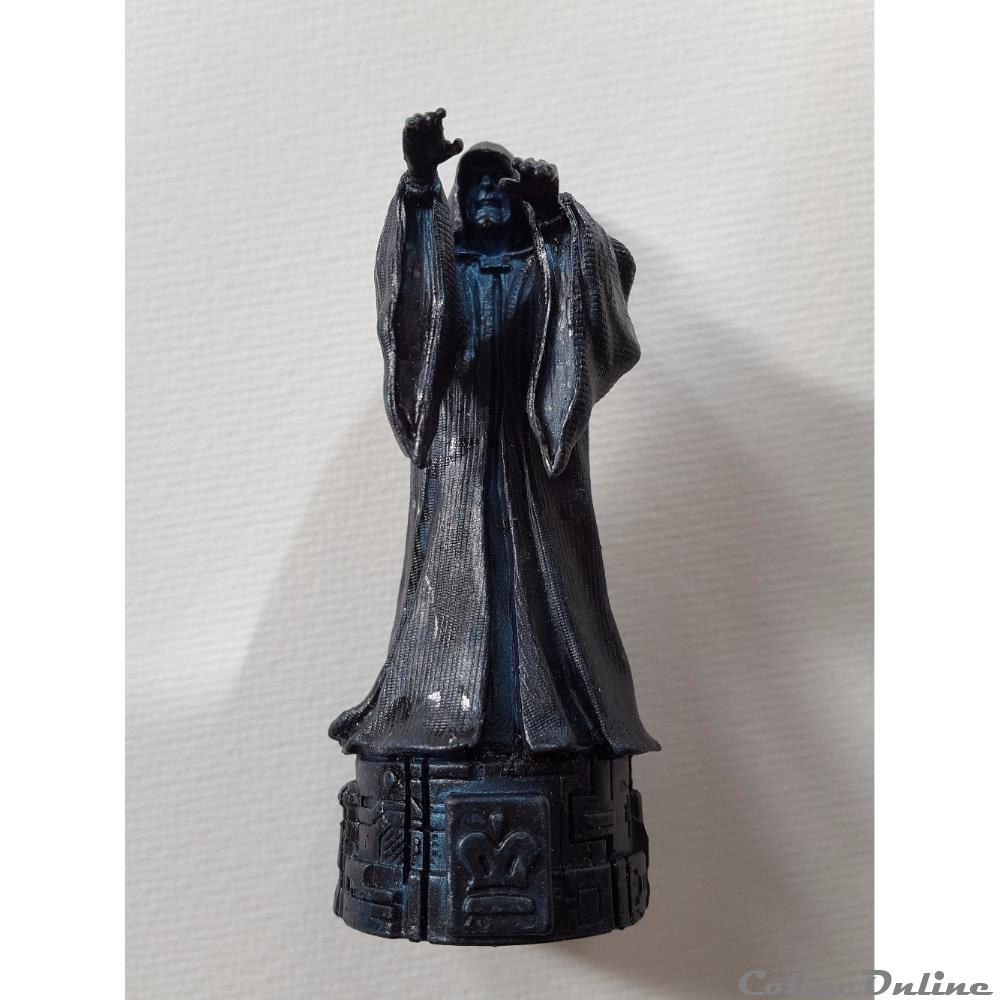 2005 - Star Wars - Hasbro - Empereur Palpatine (Pièce jeux d'échec) figurine cinema 2005 star wars hasbro empereur palpatine piece jeux echec