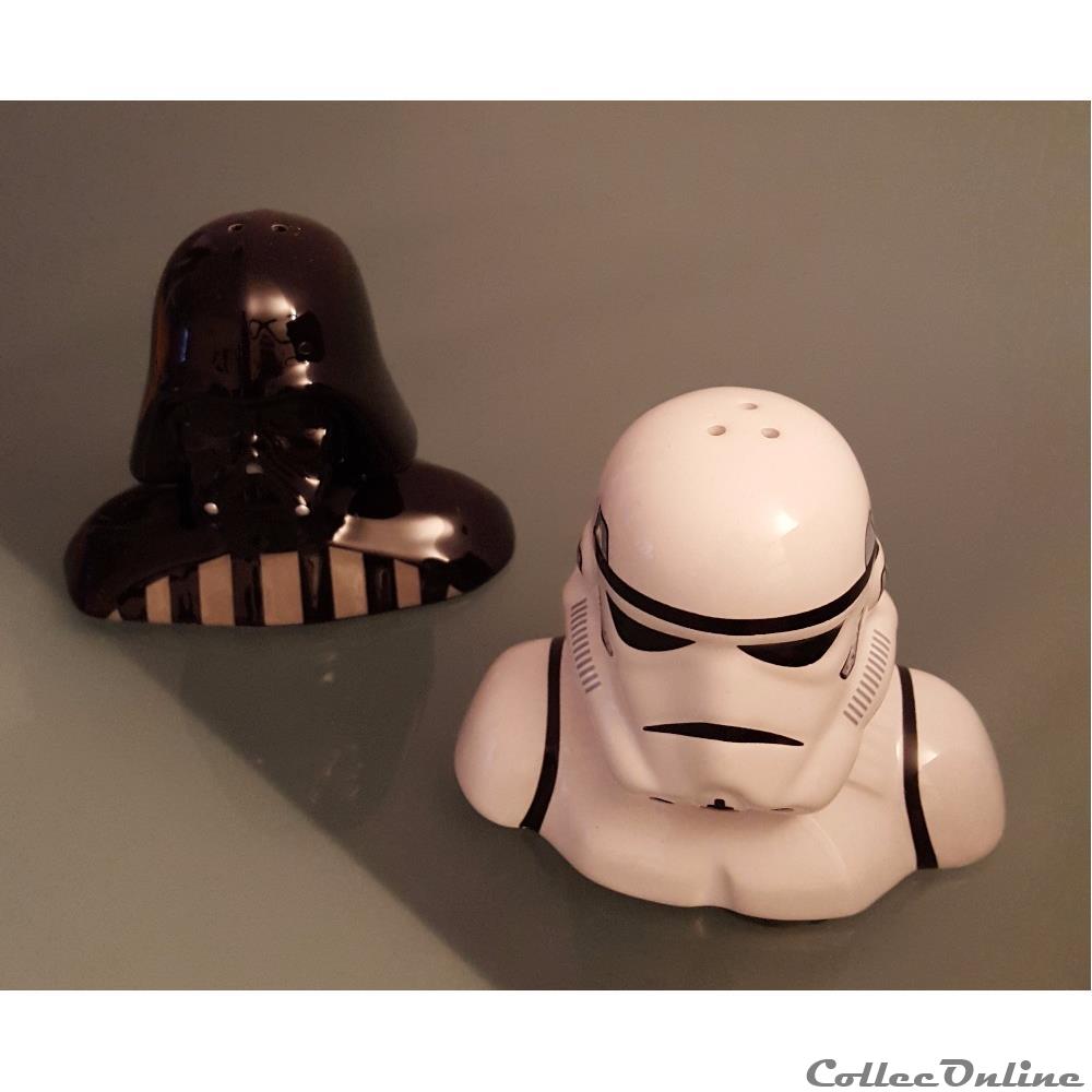 2013 - Joy-Toy - Disney - Salt and Pepper Shaker Set figurine cinema star war 2013 joy toy disney salt and pepper shaker set