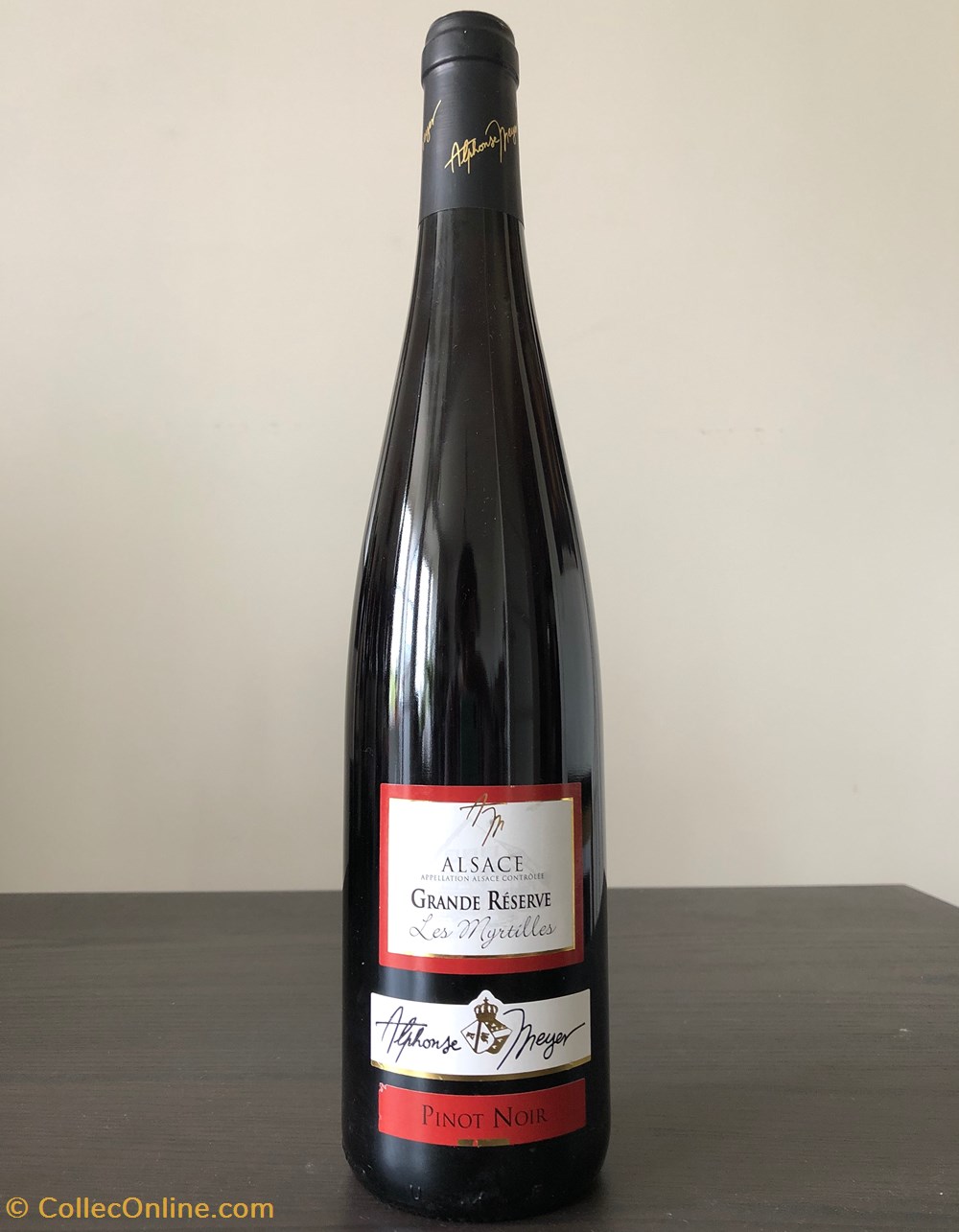 Vin d'Alsace. Alphonse Meyer. Grande réserve. Les myrtilles, Pinot noir, 2016. france vin alsace alphonse meyer grande reserve les myrtilles pinot noir 2016