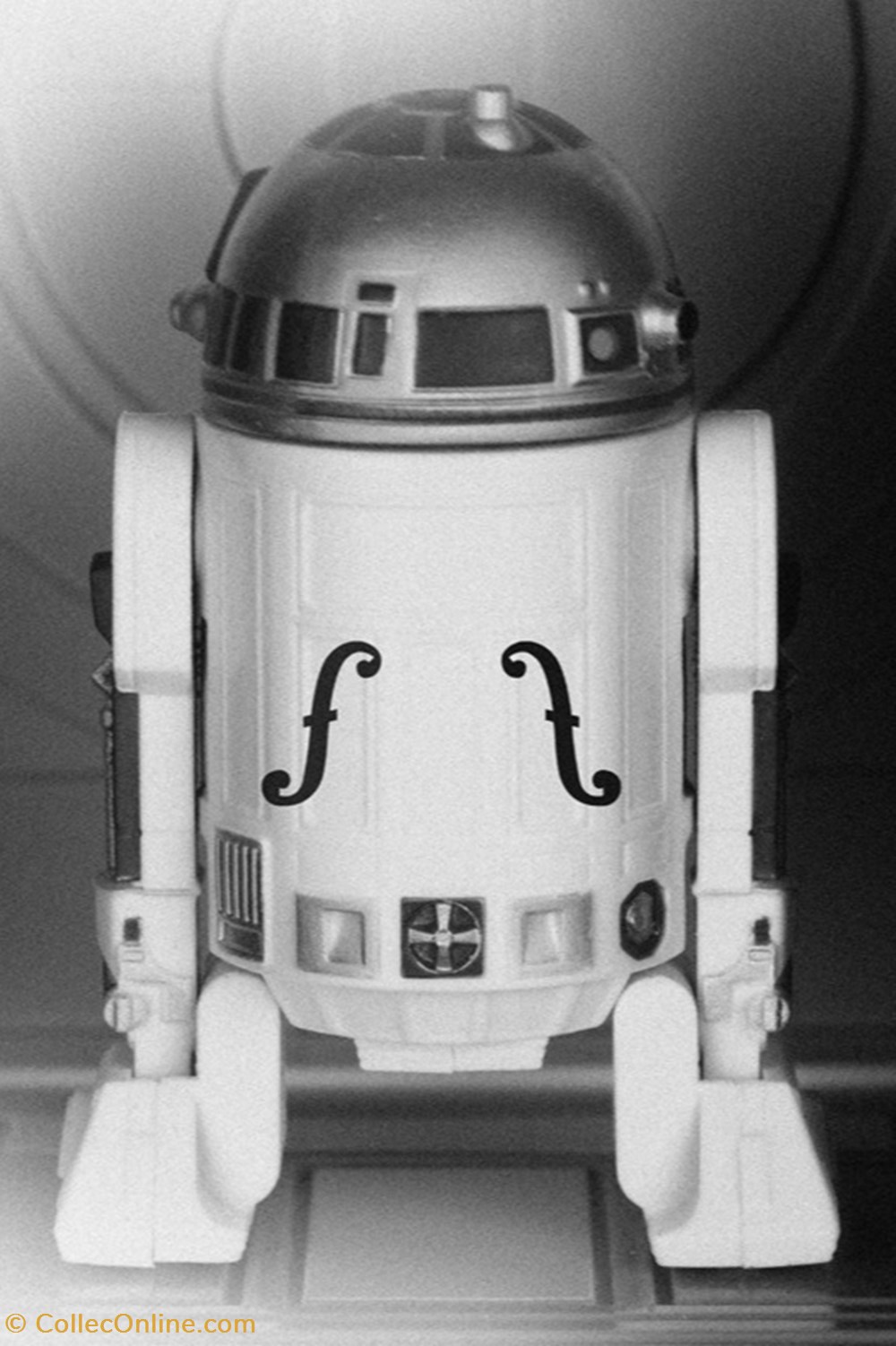 Photographie encadrée "Le Violon d'Artoo" de David Eger. Edition signée et numérotée. photographies culture photographie encadree le violon artoo de david eger edition signee et numerotee