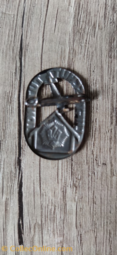 militaria medailles insignes epingle