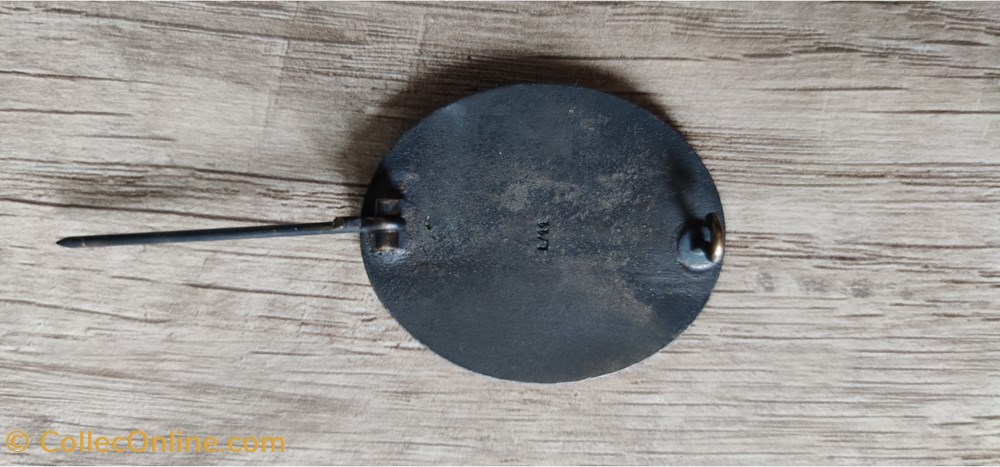 militaria medailles insignes epingle