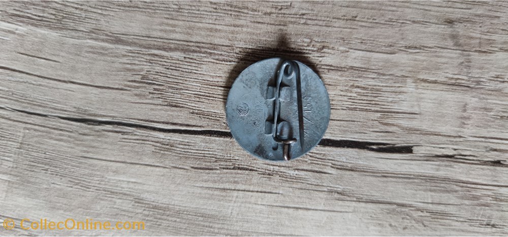 militaria medailles insignes epingle