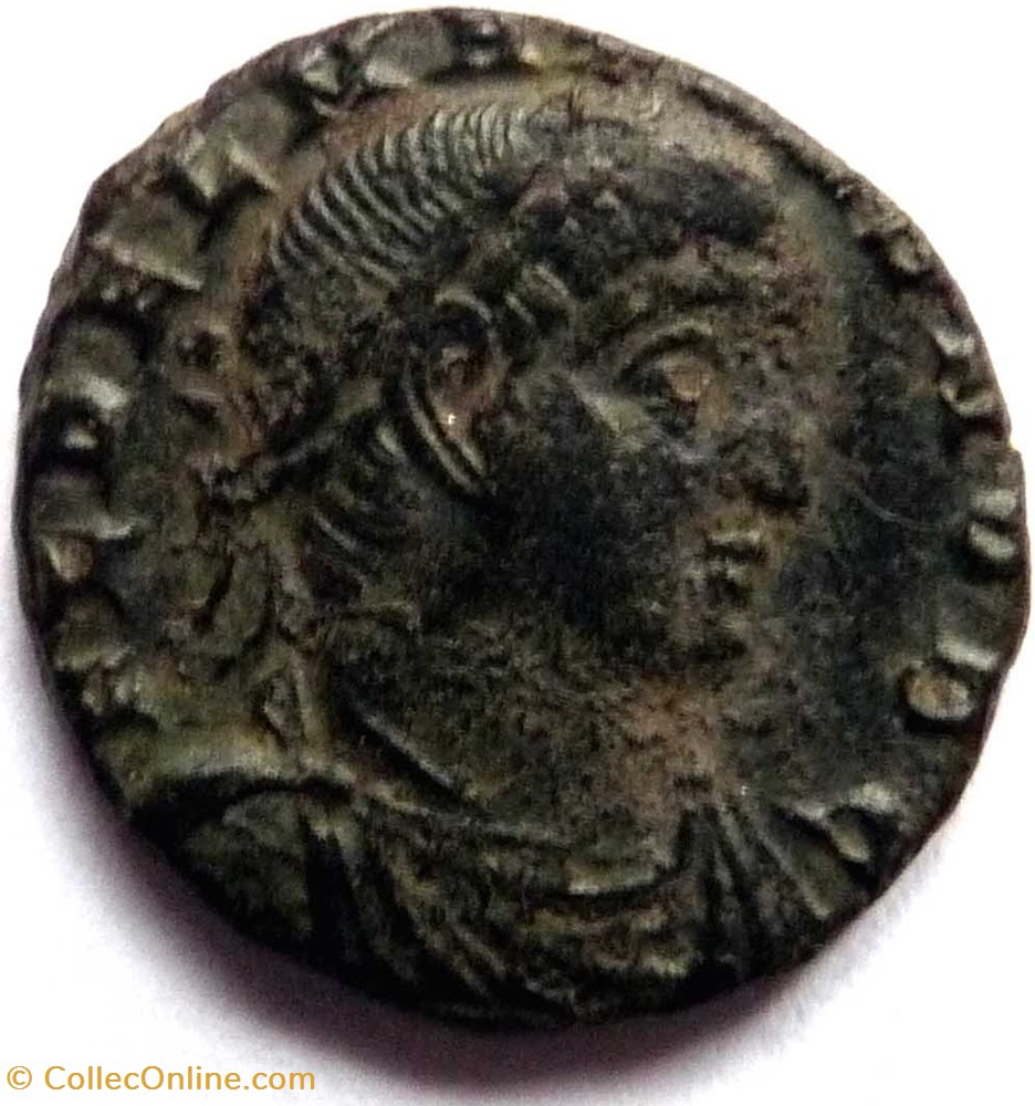 Delmace 335/Constantinople/GLORIA EXERCITVS monnaie antiquite av jc ap romaine republicaine imperiale delmace 335 constantinople gloria exercitvs