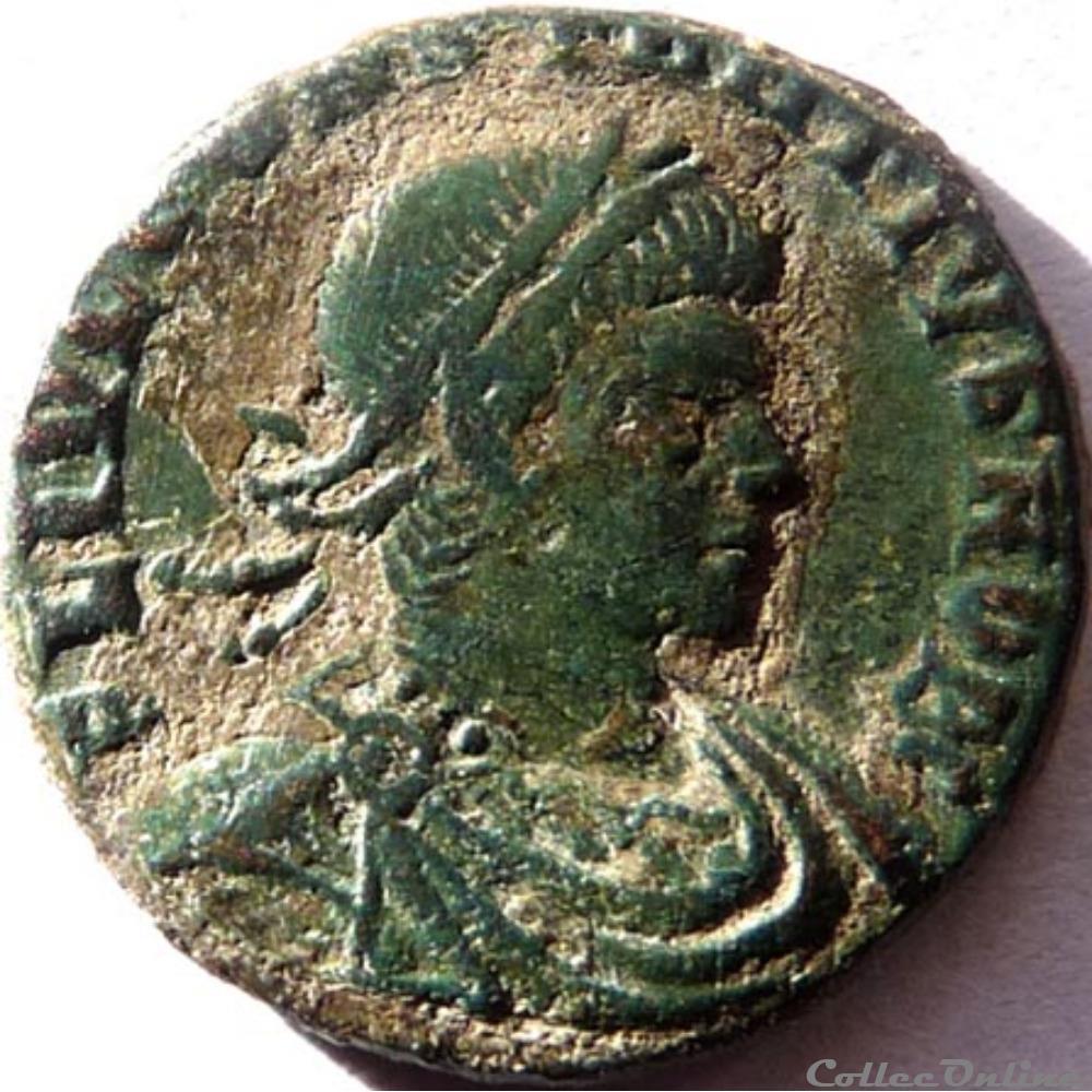 Constance II 330-331/Rome/GLORIA EXERCITVS monnaies antiques romaines republicaines imperiales constance ii 330 331 rome gloria exercitvs