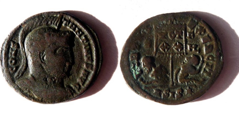 VIRTVS EXERCIT/322/Siscia monnaies antiques romaines imperiales et republicaines virtvs exercit 322 siscia