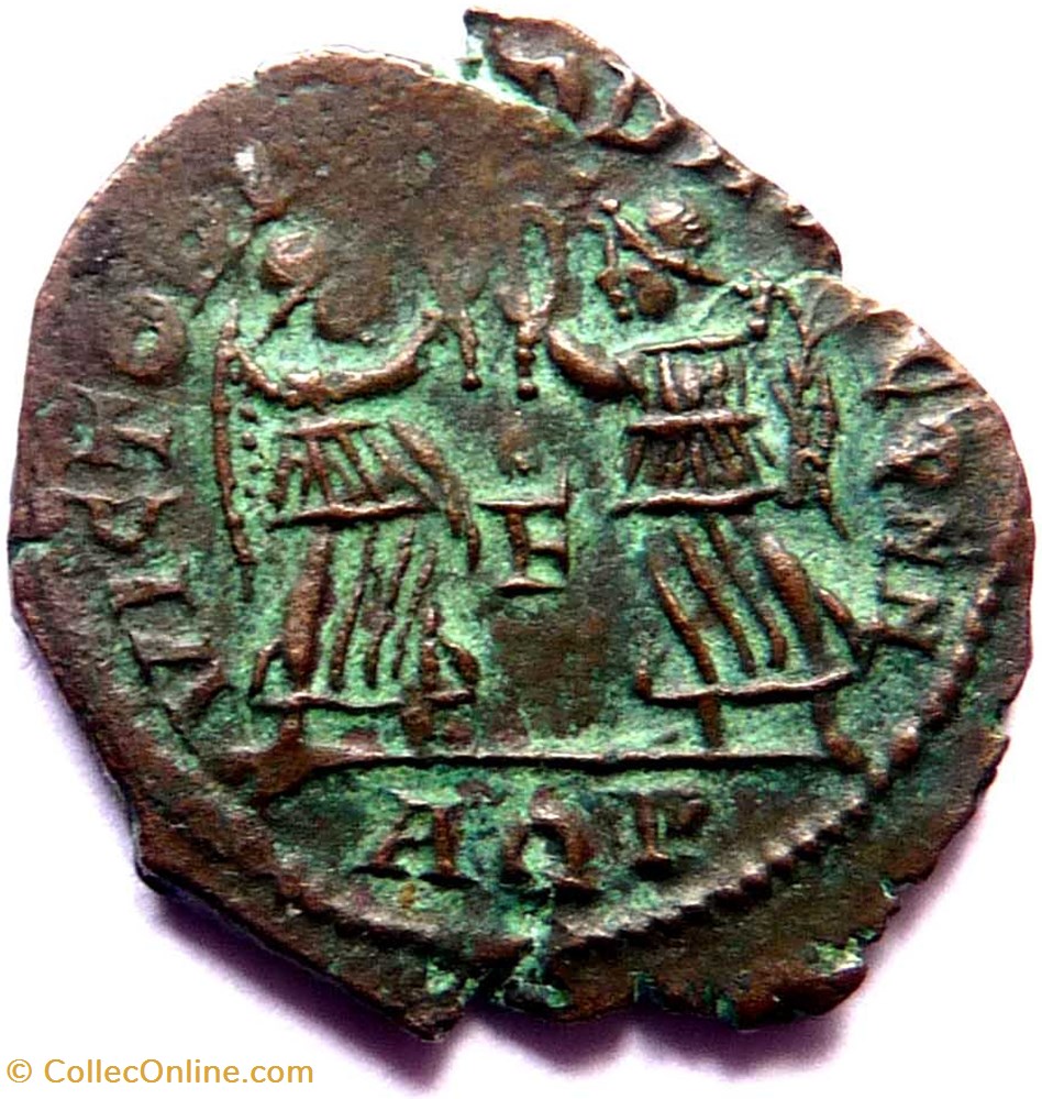 Constans 341-347/Aquilée/VICTORIAE DD AVGG Q NN monnaies antiquite jc ap romaines republicaines imperiales constans 341 347 aquilee victoriae dd avgg q nn