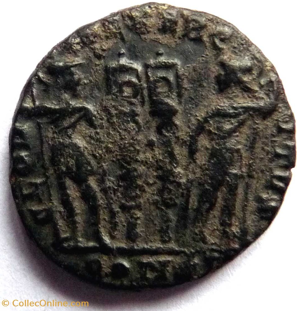 Delmace 335/Constantinople/GLORIA EXERCITVS monnaie antiquite av jc ap romaine republicaine imperiale delmace 335 constantinople gloria exercitvs