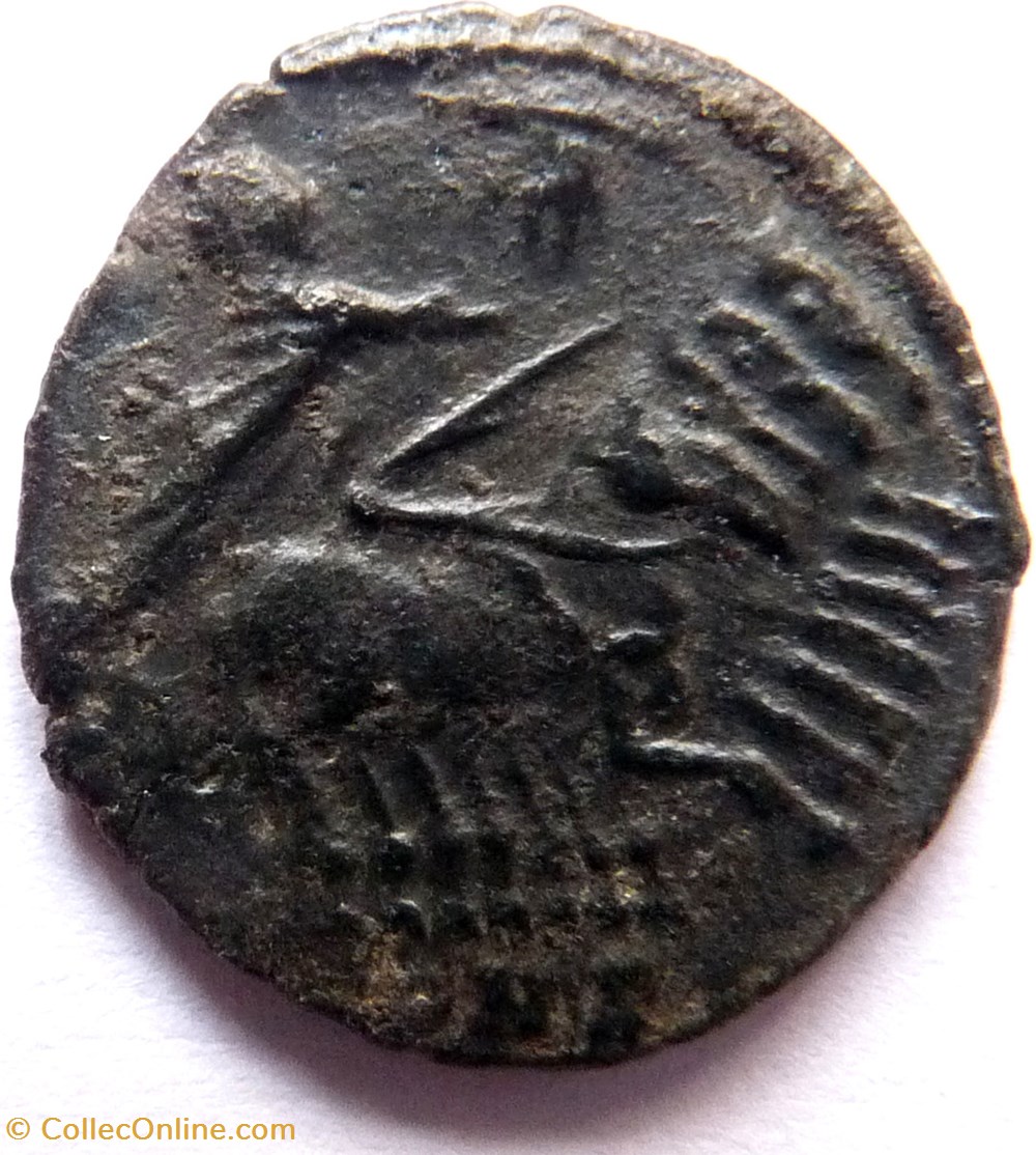 Constantin divus 337-340/Constantinople/Quadrige monnaies antiques romaines republicaines imperiales constantin divus 337 340 constantinople quadrige