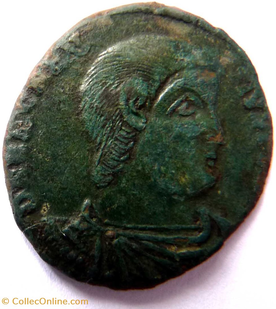 Magnence 353/Amiens/SALVS DD NN AVG ET CAES monnaies antiques romaines republicaines imperiales magnence 353 amiens salvs dd nn avg et caes
