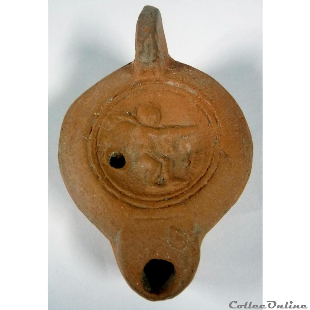 art antiquites archeologie lampe a huile cupidon