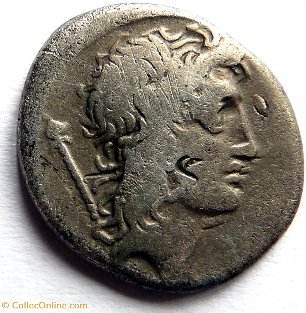Gens Cassia -55/Denier/Génie du peuple romain monnaies antiques romaines imperiales et republicaines gens cassia 55 denier genie du peuple romain