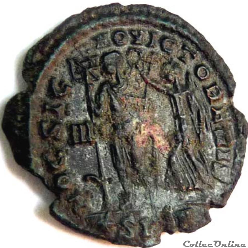 Constance II 351-355/Sirmium/HOC SIGNO VICTOR ERIS monnaies antiques romaines republicaines imperiales constance ii 351 355 sirmium hoc signo victor eris