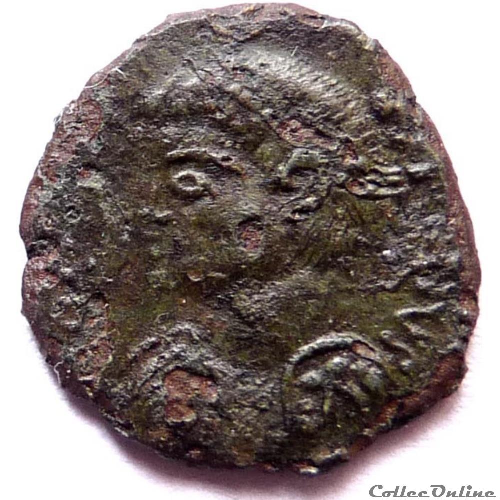 Imitation hybride Constantin et louve monnaie antique av jc ap romaine imitation hybride constantin et louve