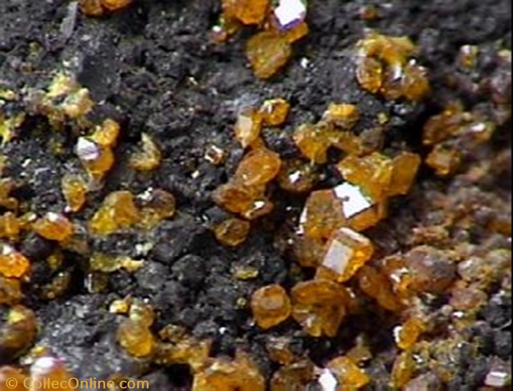 mineral meteorite stolzite