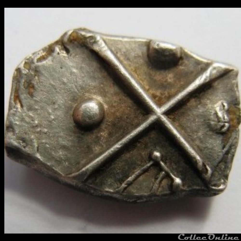 Savès 390 et 257 - Drachme au triskèle monnaie antique gauloise saves 390 et 257 drachme au triskele