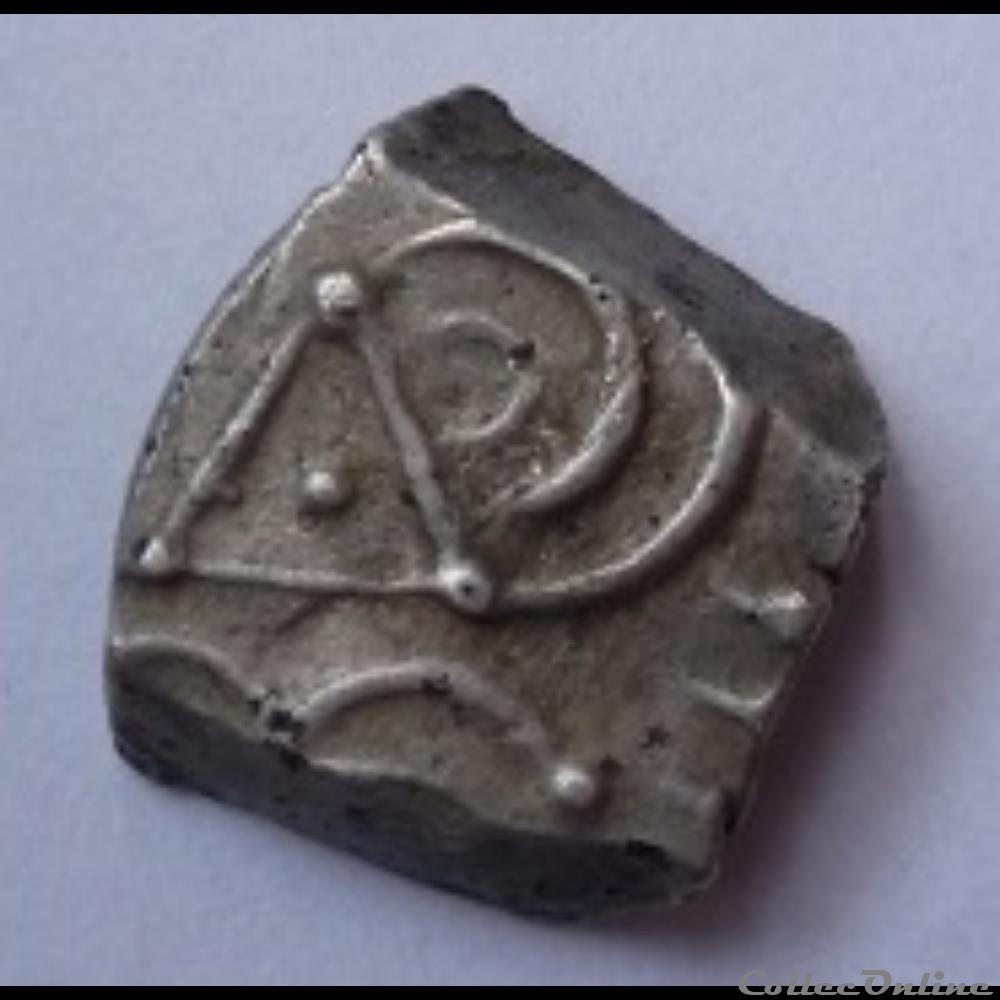 monnaie antique gauloise saves manque drachme a la tete triangulaire