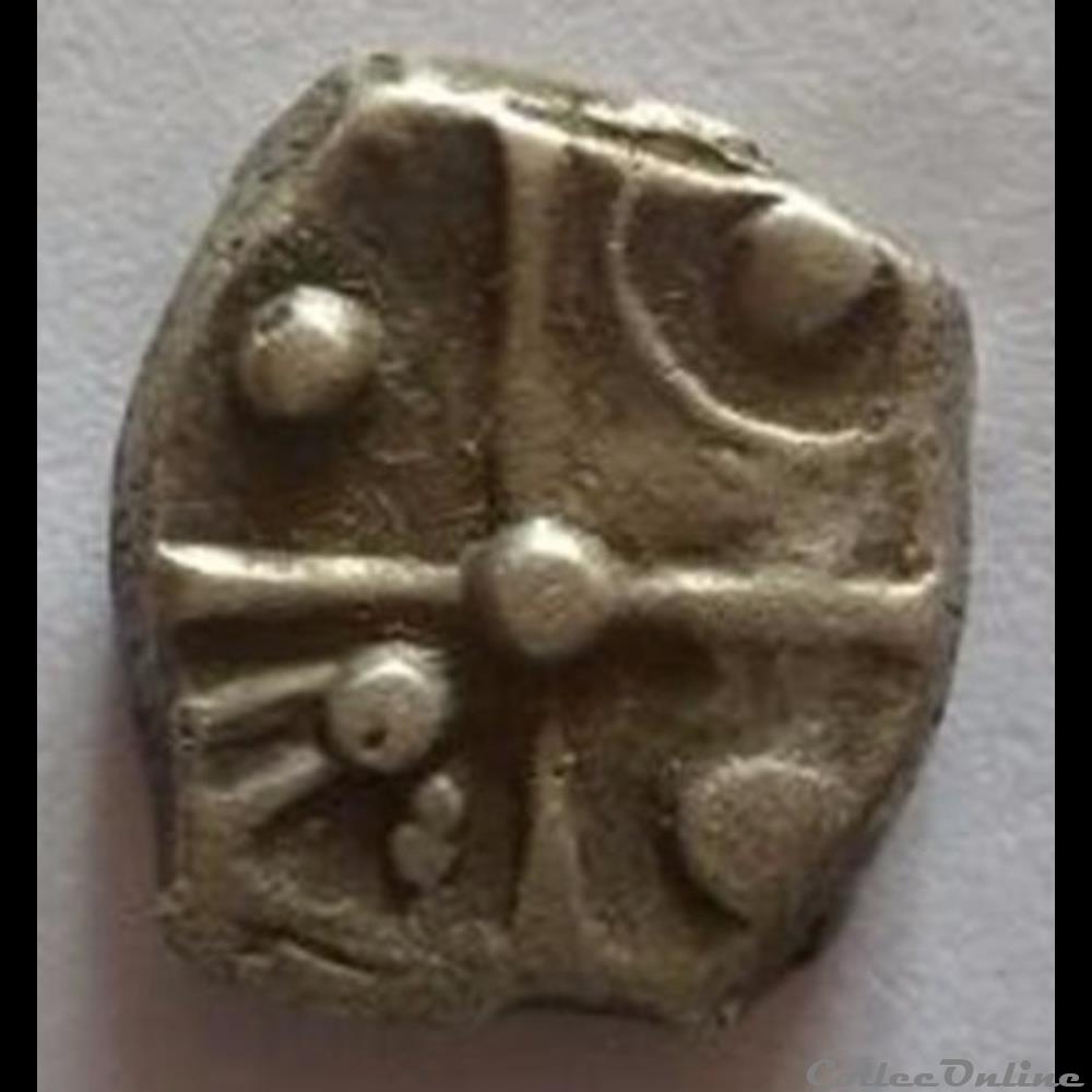 Savès 119 - Drachme à la tête triangulaire monnaie antique gauloise saves 119 drachme a la tete triangulaire