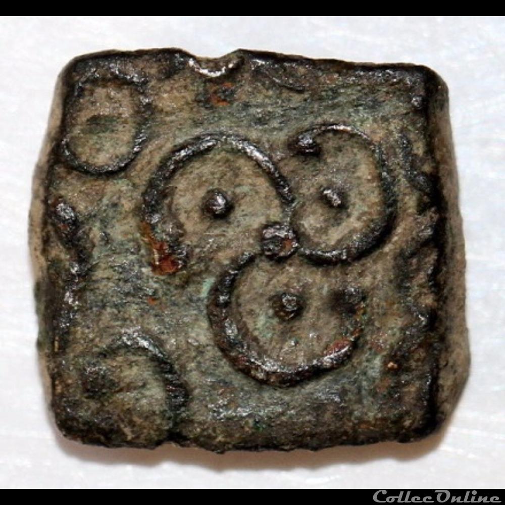 Savès 390 et 257 - Drachme au triskèle monnaie antique gauloise saves 390 et 257 drachme au triskele