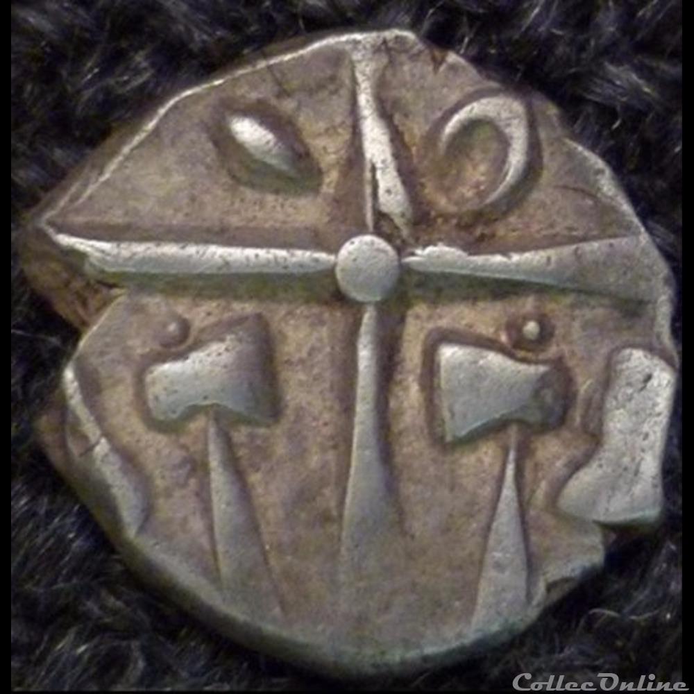Savès 35 - Drachme à la tête Cubiste monnaie antique gauloise saves 35 drachme a la tete cubiste