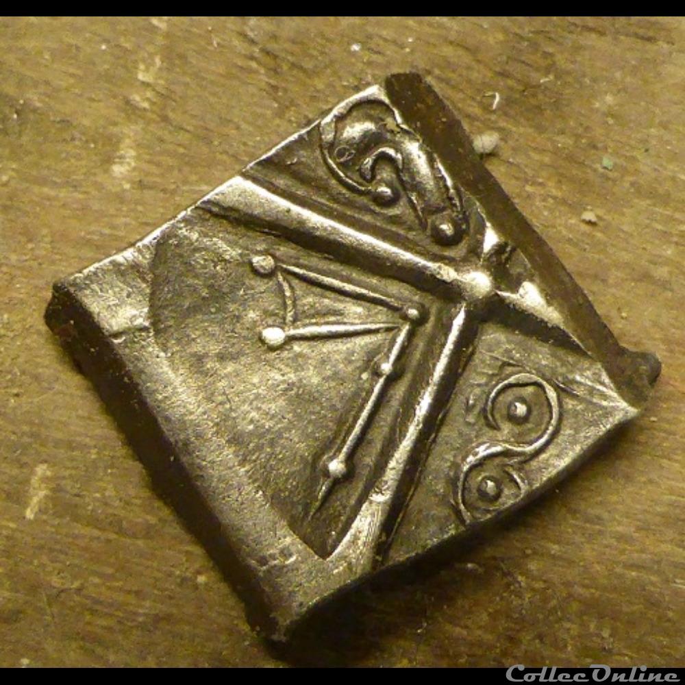 Savès manque - Drachme au Lys monnaie antique gauloise saves manque drachme au lys
