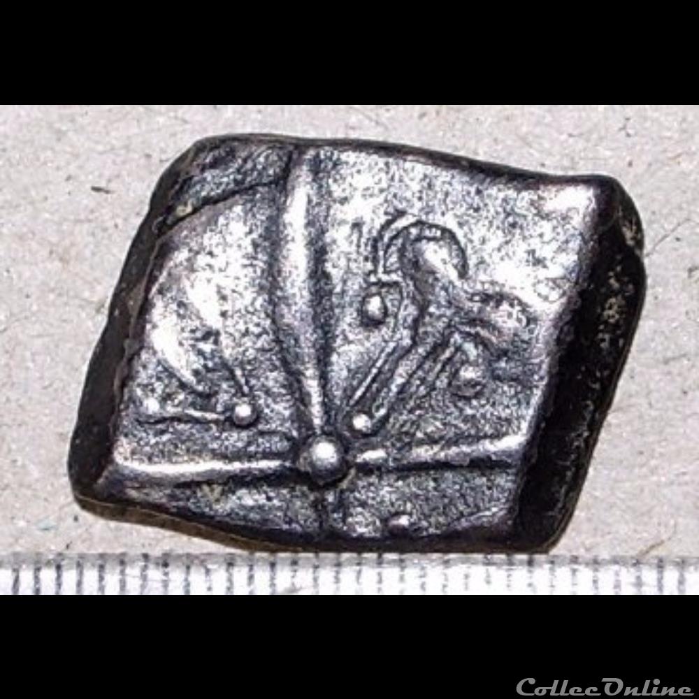 monnaie antique gauloise saves manque drachme au lys