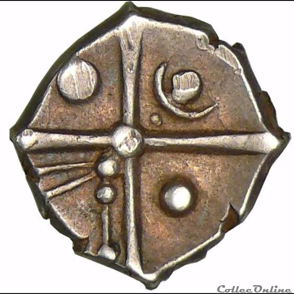 Savès 119 - Drachme à la tête triangulaire monnaie antique gauloise saves 119 drachme a la tete triangulaire