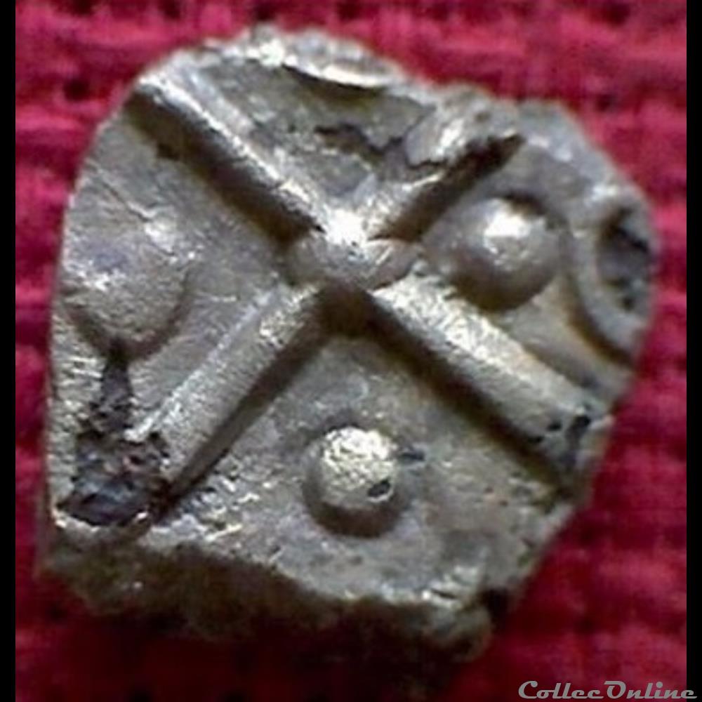 Savès 239 - Drachme à la tête bouclée du Causé monnaie antique gauloise saves 239 drachme a la tete bouclee du cause