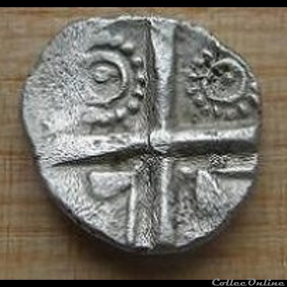 Savès 220 - Drachme au type de Belvès monnaie antique gauloise saves 220 drachme au type de belves