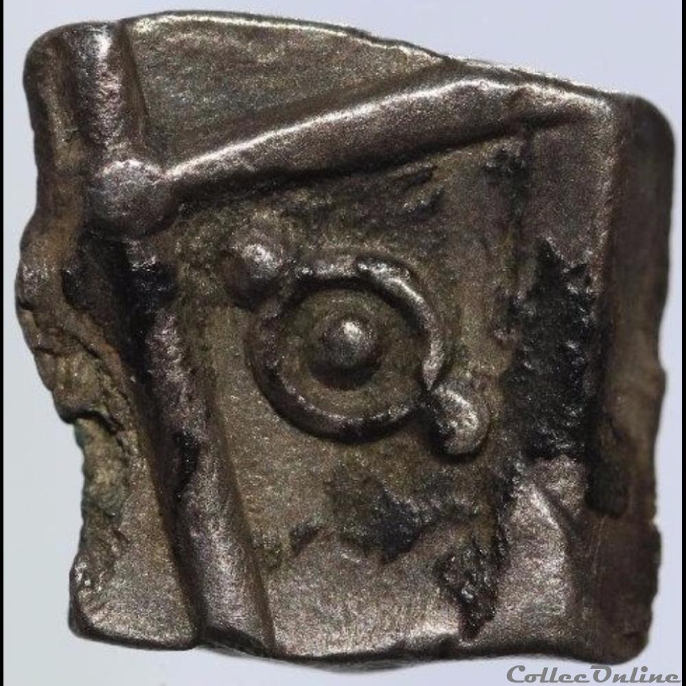monnaie antique gauloise saves 236 a 240 drachme a la tete bouclee du cause