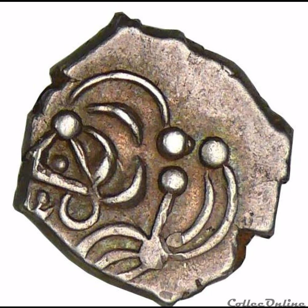 Savès 119 - Drachme à la tête triangulaire monnaie antique gauloise saves 119 drachme a la tete triangulaire