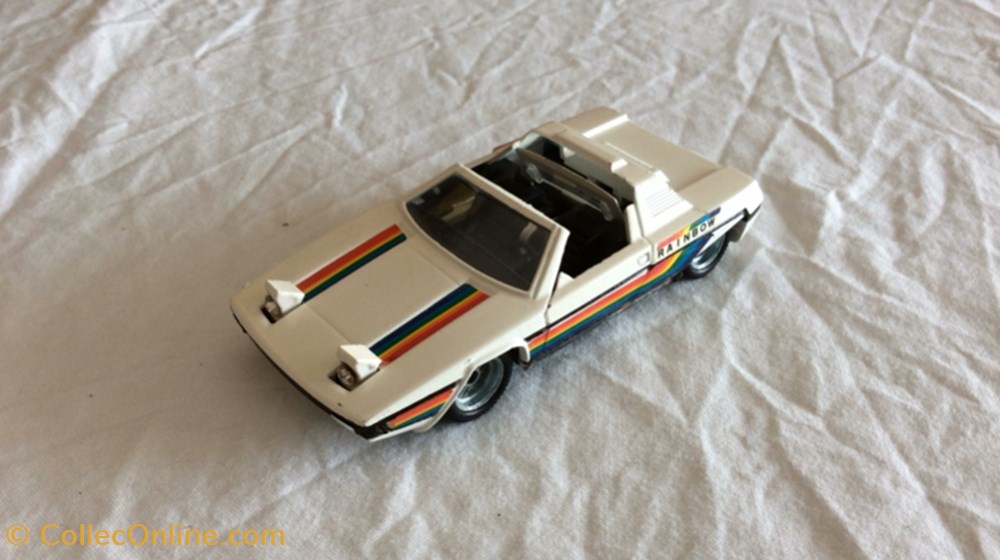 Ferrari 308 GT rainbow modeles reduits ferrari 308 gt rainbow
