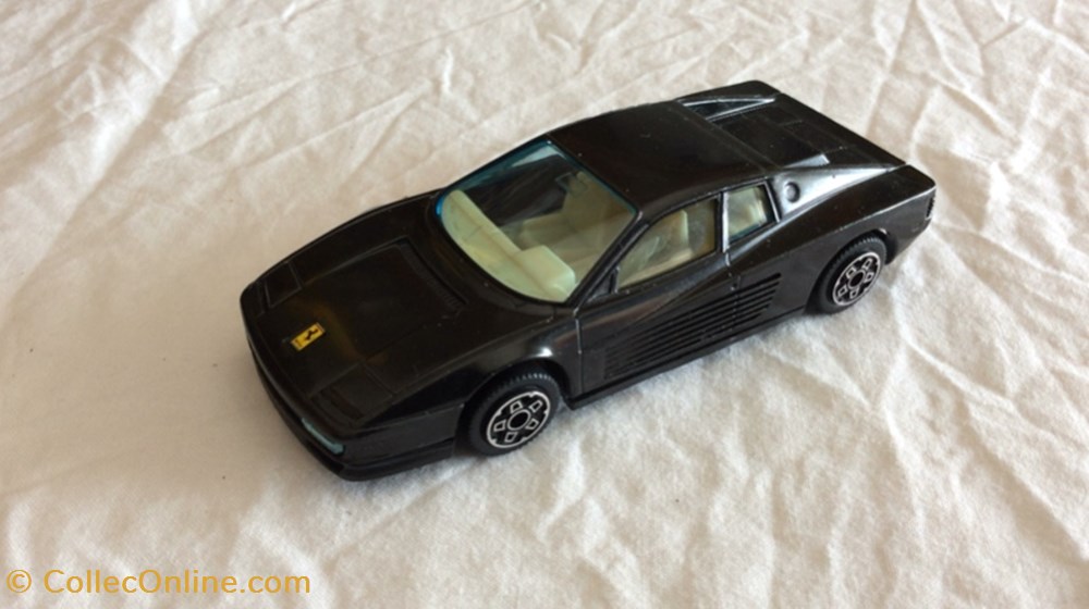 modeles reduits ferrari testarossa