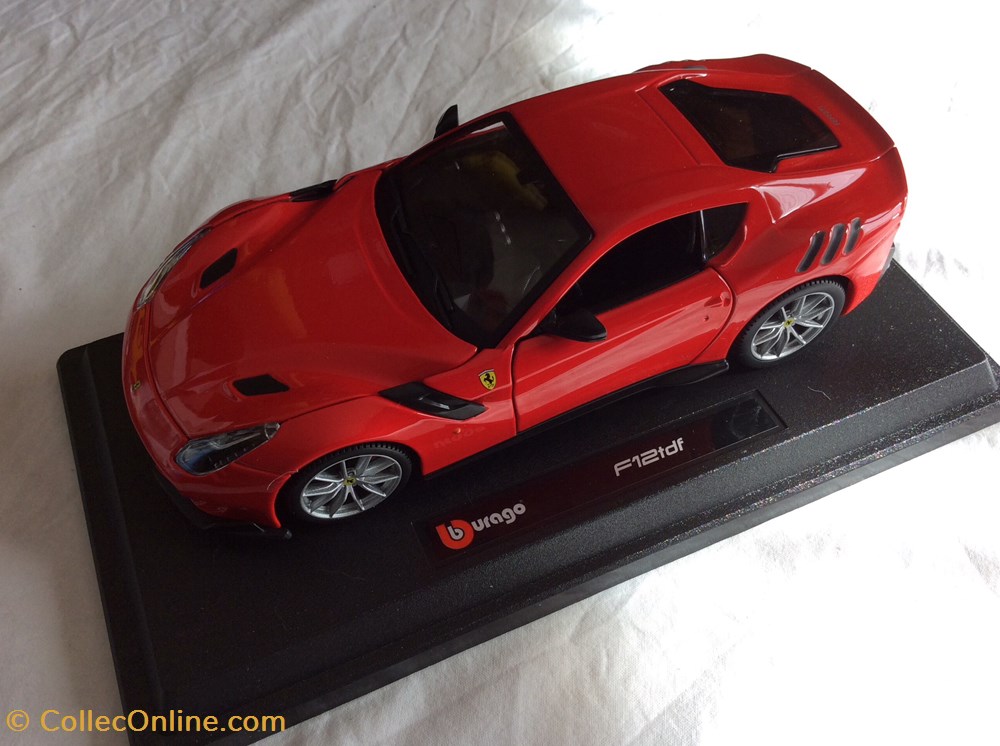 Ferrari F12tdf modeles reduits ferrari f12tdf
