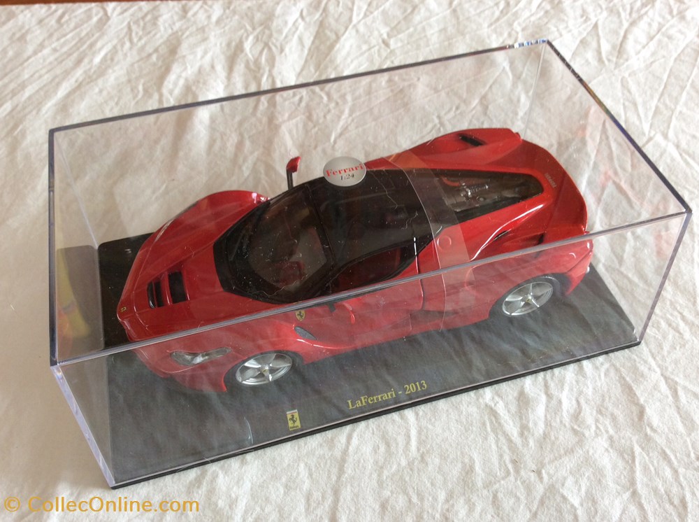 modeles reduits ferrari laferrari 2013