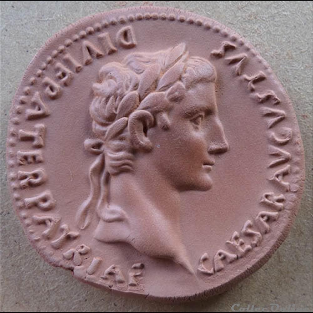 Auguste - Médaillon en terre cuite monnaie antique romaine auguste medaillon en terre cuite