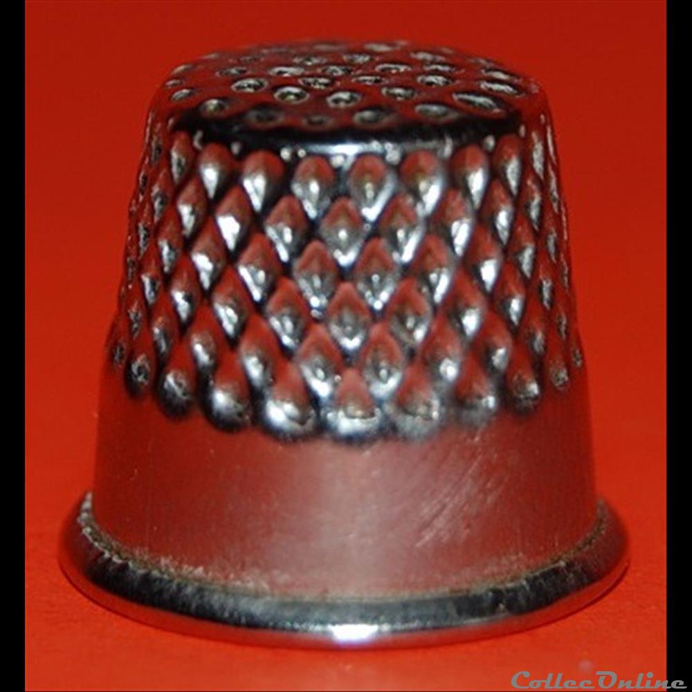 vetement et accessoire de a coudre moderne dc 06